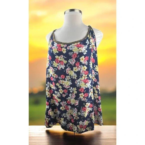 Torrid Lace Back Cami Top Navy Blue Multi-Colored Floral Print Plus Size 5 5X - Picture 16 of 16